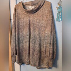 CJ Banks Heathered Gray Cowl Neck Layering Shirt. Very Soft. Sz 2x.